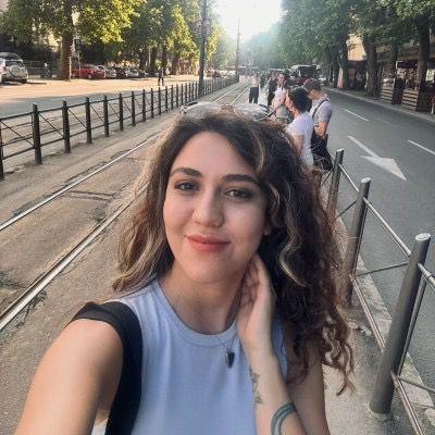 HAZAL SARISALTIK